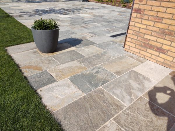 Kvarcit Grigio-Multicolor - dlažba