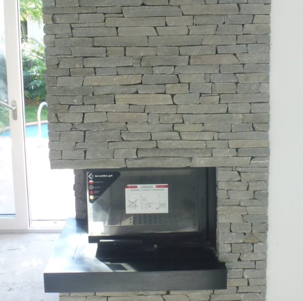 Kvarcit Grigio - štípané šavle